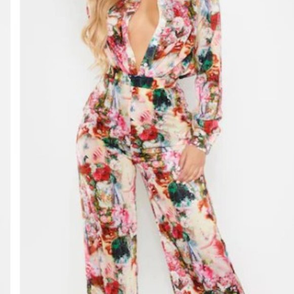 PrettyLittleThing Pants - ROSE FEMME RENAISSANCE PRINT WIDE LEG PANTS & SHIRT
